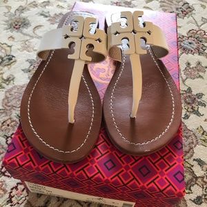 Tory Burch Moore 2 Thong sandals size 7 white